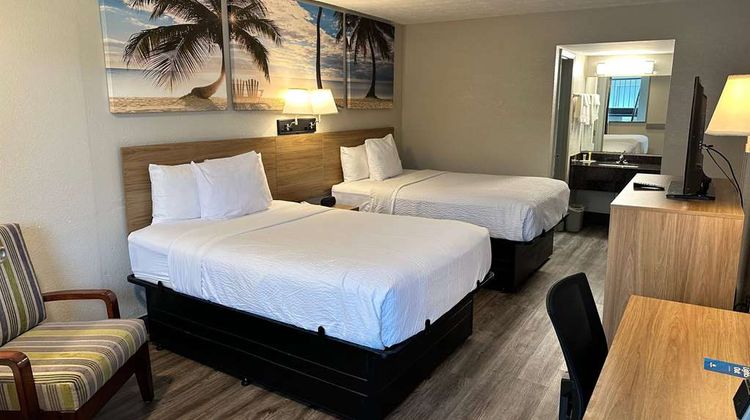 Days Inn by Wyndham St. Augustine West Room