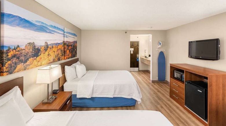 <b>Days Inn Raleigh-Airport Room</b>. Images powered by <a href="https://iceportal.shijigroup.com/" title="IcePortal" target="_blank">IcePortal</a>.