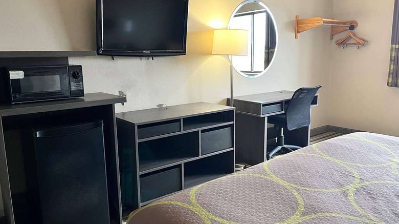 <b>Super 8 Gas City Marion Area Room</b>. Images powered by <a href="https://iceportal.shijigroup.com/" title="IcePortal" target="_blank">IcePortal</a>.