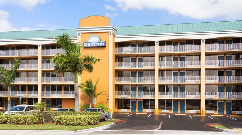 Days Inn by Wyndham-Oakland Park Airport Exterior. Images powered by <a href="https://iceportal.shijigroup.com" target="_blank" rel="noopener">Ice Portal</a>.
