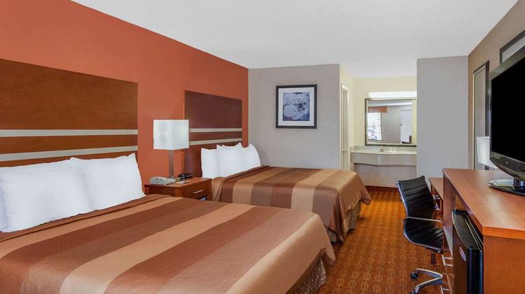 Days Inn Dalton Room