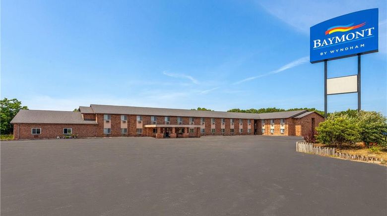 Baymont by Wyndham Manistee Exterior. Images powered by <a href="https://iceportal.shijigroup.com" target="_blank" rel="noopener">Ice Portal</a>.