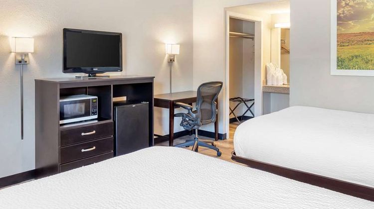 Days Inn Wrightstown Room