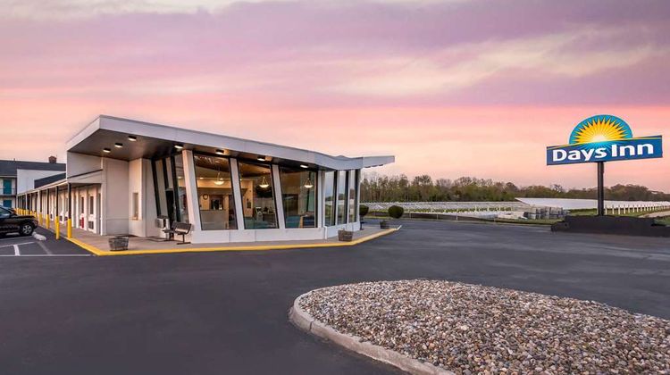 Days Inn Wrightstown Exterior