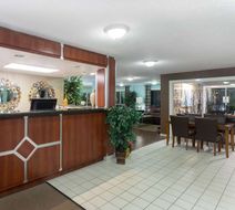 Days Inn Port Charlotte Lobby