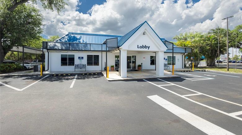 Days Inn Port Charlotte Exterior. Images powered by <a href="https://iceportal.shijigroup.com" target="_blank" rel="noopener">Ice Portal</a>.