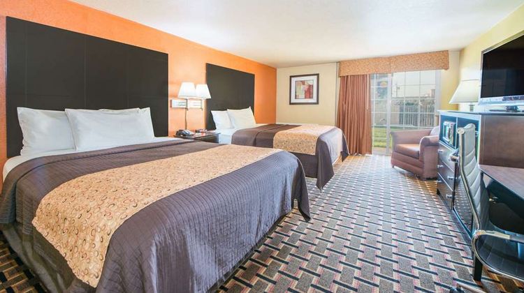 Days Inn Joplin Room