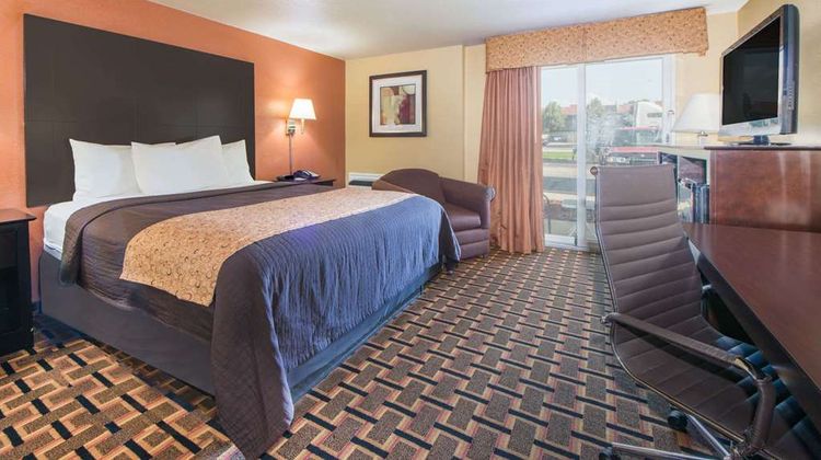 Days Inn Joplin Room