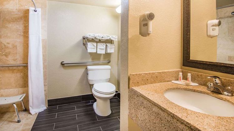 Days Inn Joplin Room