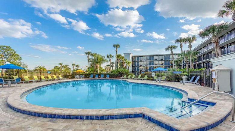 <b>Days Inn Convention Center/Intl Dr Pool</b>. Images powered by <a href="https://iceportal.shijigroup.com/" title="IcePortal" target="_blank">IcePortal</a>.