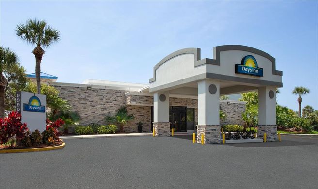 Days Inn Convention Center/Intl Dr Exterior