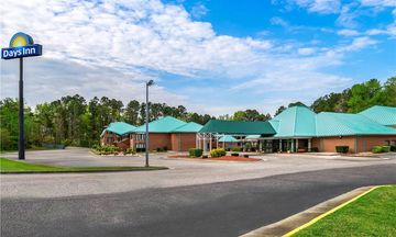 Days Inn Petersburg- Fort Lee/South