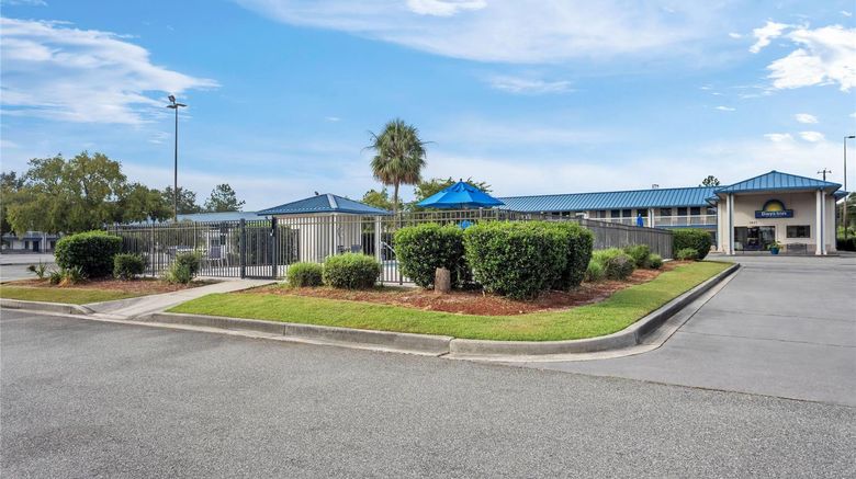 Days Inn by Wyndham Valdosta I-75 Exterior. Images powered by <a href="https://iceportal.shijigroup.com" target="_blank" rel="noopener">Ice Portal</a>.