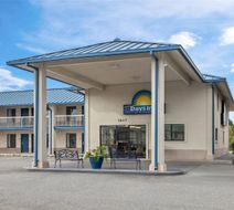 Days Inn by Wyndham Valdosta I-75 Exterior