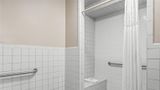Days Inn by Wyndham Valdosta I-75 Room