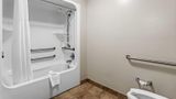 Days Inn by Wyndham Valdosta I-75 Suite