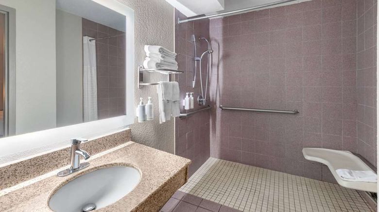 <b>Days Inn Lookout Mountain West Room</b>. Images powered by <a href="https://iceportal.shijigroup.com/" title="IcePortal" target="_blank">IcePortal</a>.