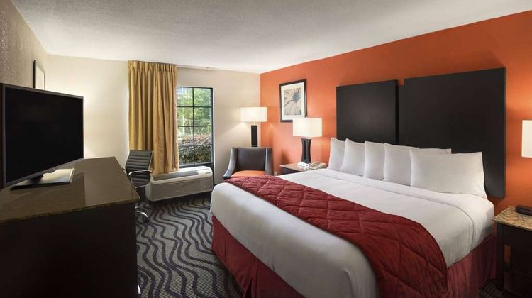 Days Inn Rome Downtown Room