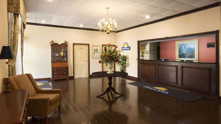 Days Inn Rome Downtown Lobby