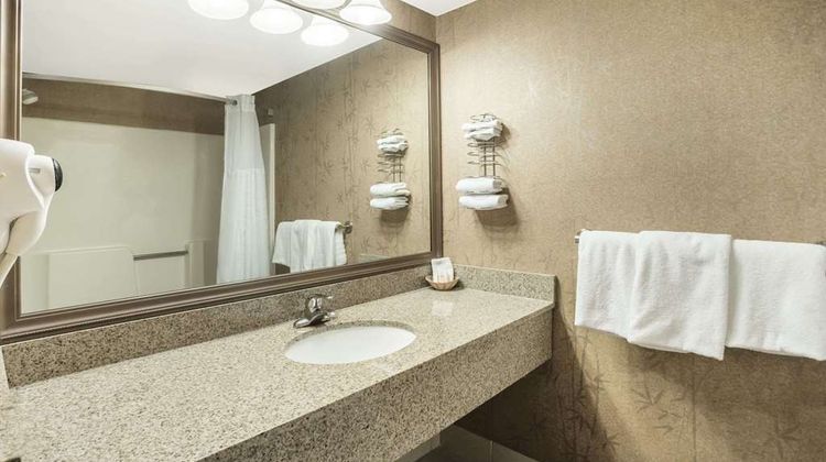 Days Inn Westminster Room