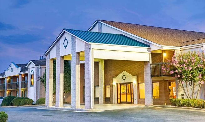Days Inn Mooresville/Lake Norman Exterior