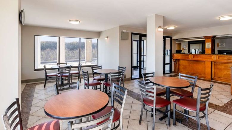 <b>Days Inn Mooresville/Lake Norman Lobby</b>. Images powered by <a href="https://iceportal.shijigroup.com/" title="IcePortal" target="_blank">IcePortal</a>.