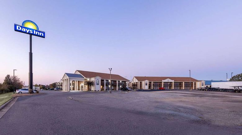 <b>Days Inn Mooresville/Lake Norman Exterior</b>. Images powered by <a href="https://iceportal.shijigroup.com/" title="IcePortal" target="_blank">IcePortal</a>.