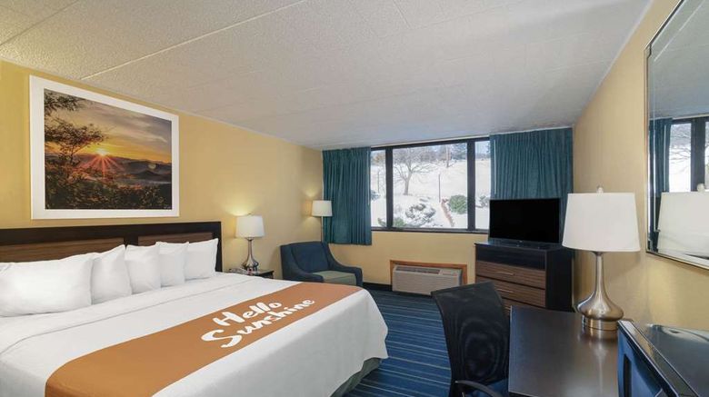 <b>Days Inn Scranton PA Room</b>. Images powered by <a href="https://iceportal.shijigroup.com/" title="IcePortal" target="_blank">IcePortal</a>.