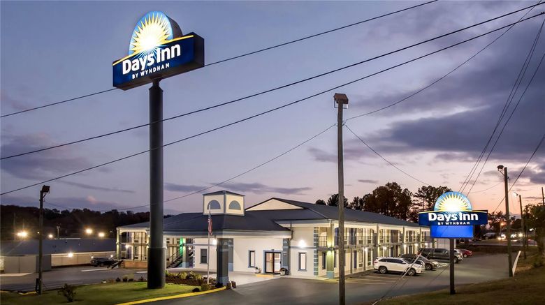 <b>Days Inn Cleveland TN Exterior</b>. Images powered by <a href="https://iceportal.shijigroup.com/" title="IcePortal" target="_blank">IcePortal</a>.