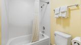 Days Inn Cleveland TN Room