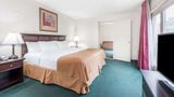 Ramada by Wyndham Groton Suite