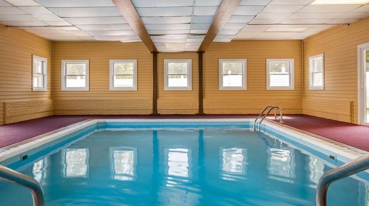 Ramada by Wyndham Groton Pool