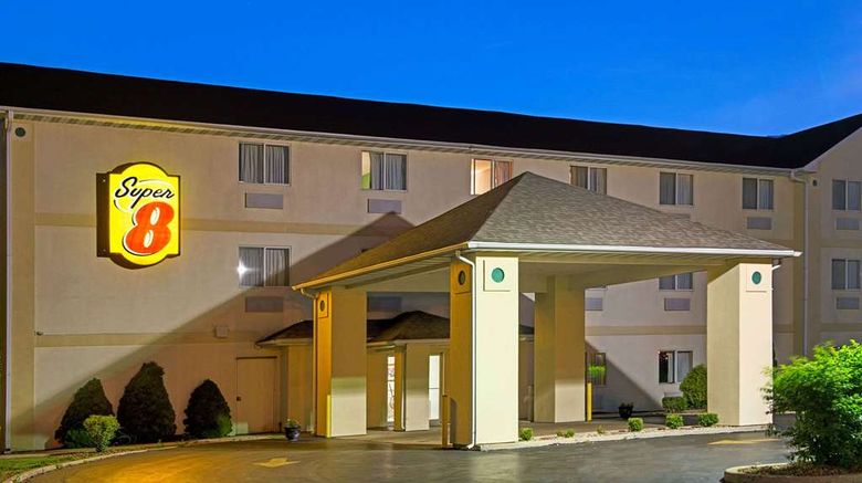 <b>Super 8 Pontoon Beach IL/St. Louis MO Exterior</b>. Images powered by <a href="https://iceportal.shijigroup.com/" title="IcePortal" target="_blank">IcePortal</a>.