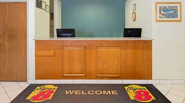 <b>Super 8 Pontoon Beach IL/St. Louis MO Lobby</b>. Images powered by <a href="https://iceportal.shijigroup.com/" title="IcePortal" target="_blank">IcePortal</a>.