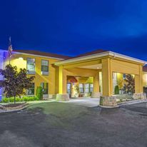 Days Inn Great Lakes/N. Chicago