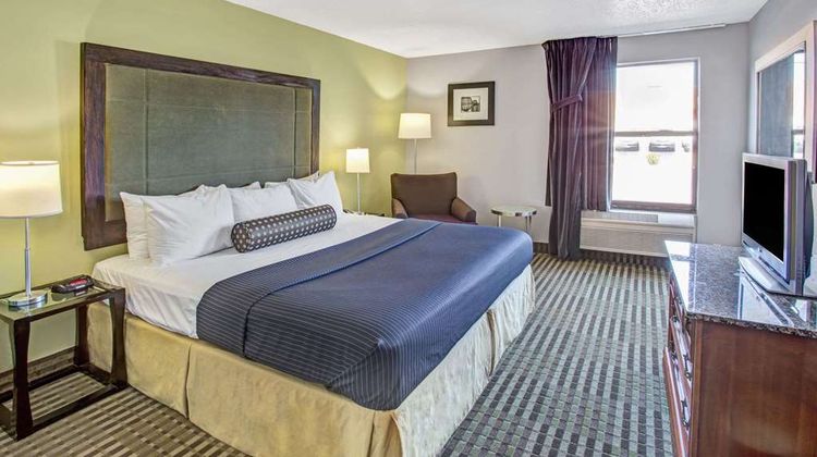 Days Inn Great Lakes/N. Chicago Room