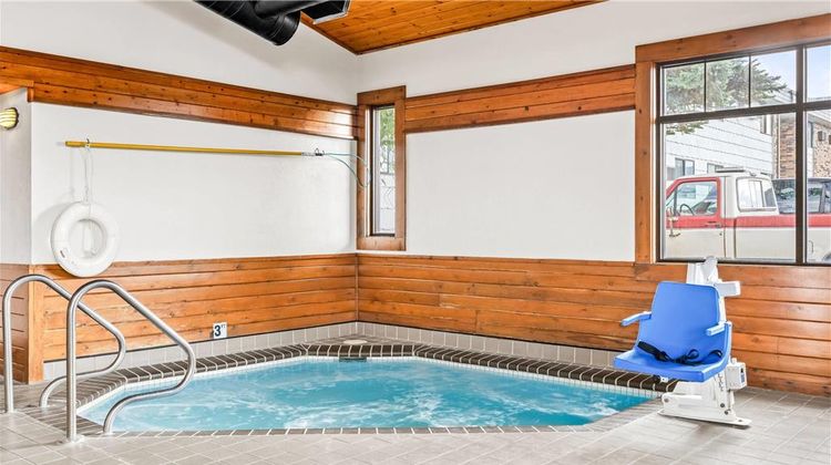 Days Inn Helena Pool