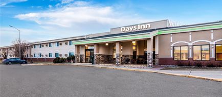 Days Inn Minot Exterior