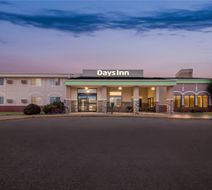 Days Inn Minot Exterior