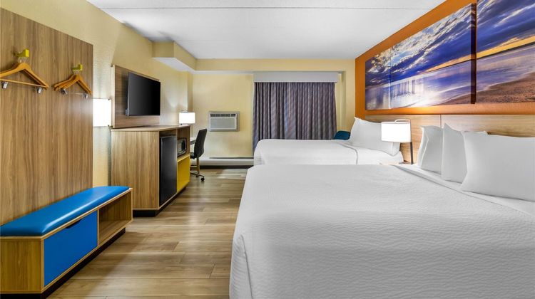 Days Inn Minot Suite