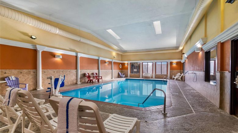 <b>Days Inn Minot Pool</b>. Images powered by <a href="https://iceportal.shijigroup.com/" title="IcePortal" target="_blank">IcePortal</a>.