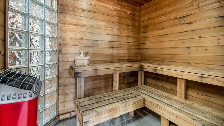 <b>Days Inn International Falls Spa</b>. Images powered by <a href="https://iceportal.shijigroup.com/" title="IcePortal" target="_blank">IcePortal</a>.