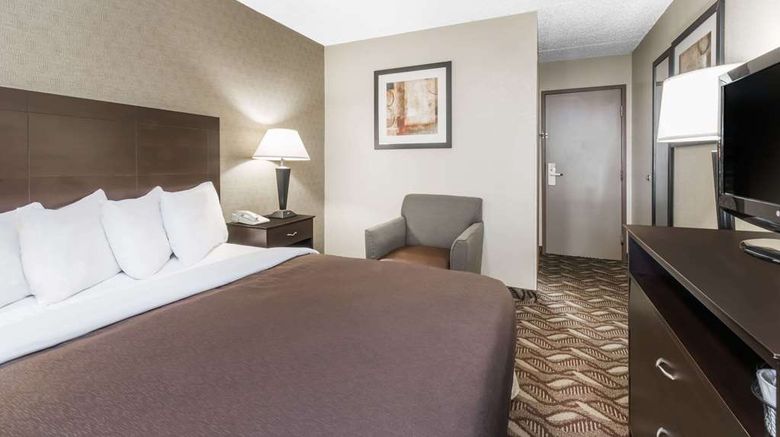 <b>Days Inn Bismark Room</b>. Images powered by <a href="https://iceportal.shijigroup.com/" title="IcePortal" target="_blank">IcePortal</a>.