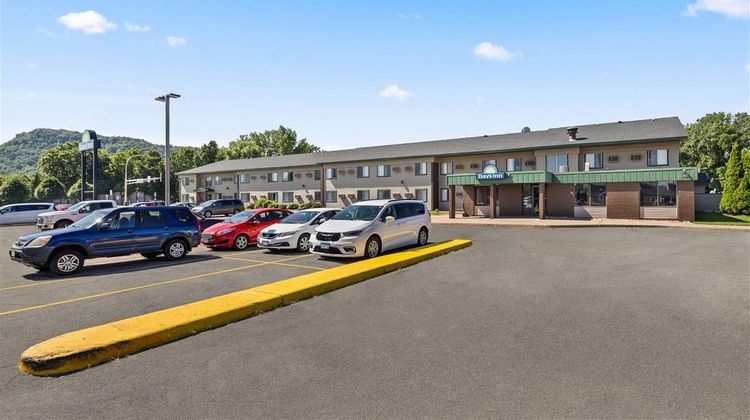 Days Inn Winona Exterior