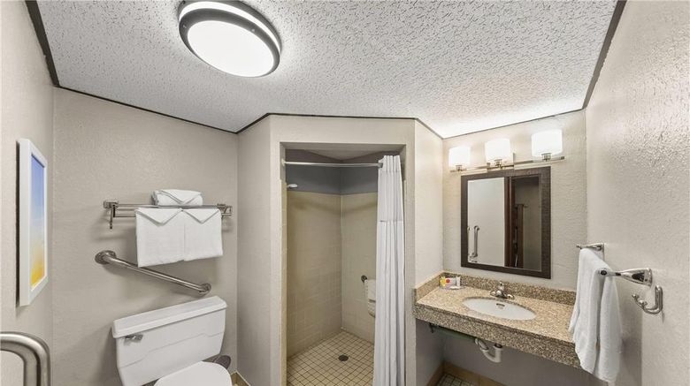 <b>Days Inn Winona Room</b>. Images powered by <a href="https://iceportal.shijigroup.com/" title="IcePortal" target="_blank">IcePortal</a>.