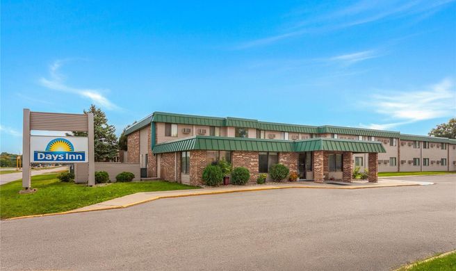Days Inn Mason City Exterior