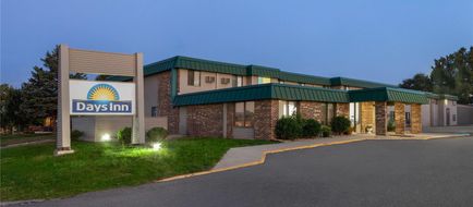 Days Inn Mason City Exterior