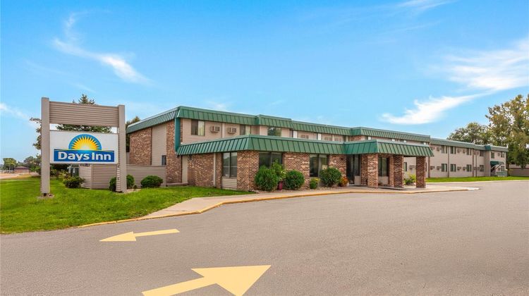 Days Inn Mason City Exterior
