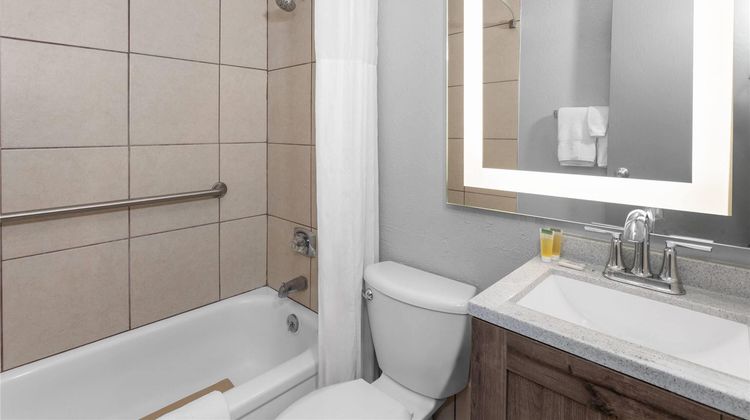 Days Inn Mason City Suite