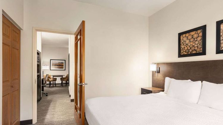 Days Inn & Suites Bozeman Suite